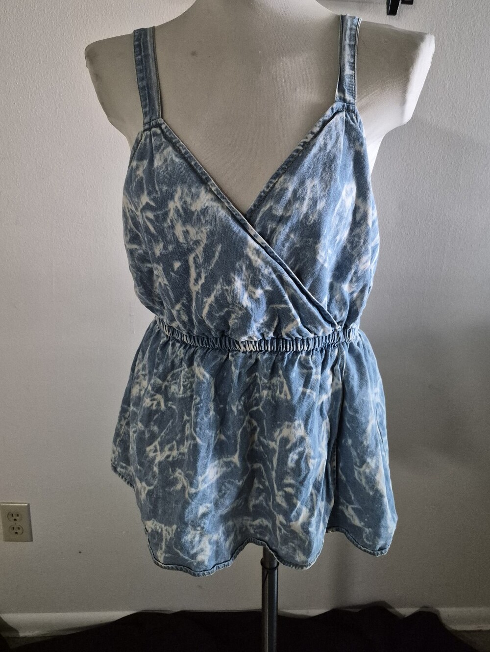 L) Anthropologie Porridge Chambray 100% Cotton Faux Wrap V-Neck Tank